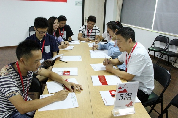 利来·国际(中国)最老牌-中国官网
利来国际最老品牌商学院