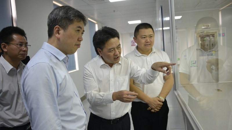 高州市党政考察团莅临广东利来国际最老品牌高新科技产业园调研指导 高州市党政考察团莅临广东利来国际最老品牌高新科技产业园调研指导