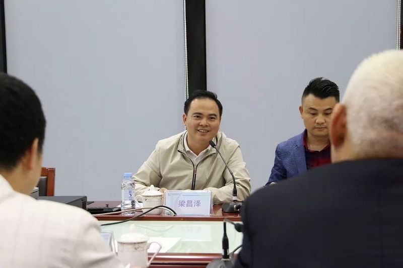 广油东莞校友会2019年度第一次会议暨企业座谈会在利来·国际(中国)最老牌-中国官网
总部召开！