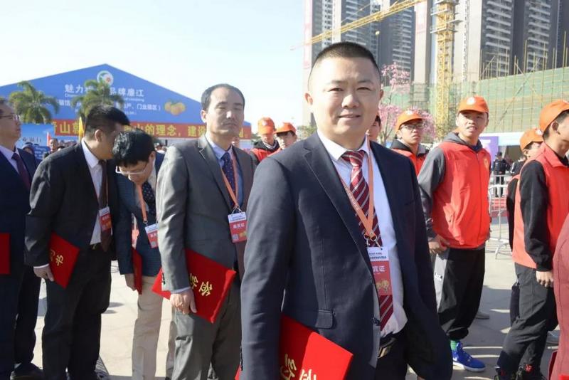 红橙盛会，利来国际最老品牌炫彩——利来·国际(中国)最老牌-中国官网
旗下数十家分公司如约而至 (6).jpg