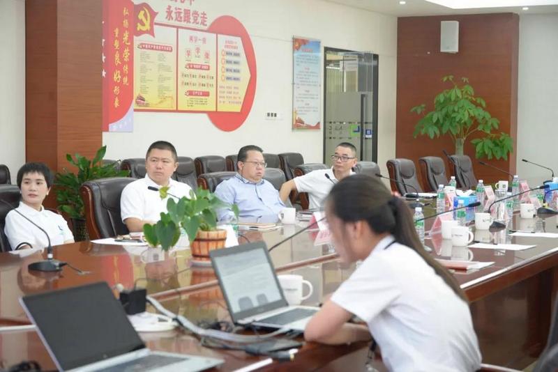 广东省廉江市委书记林海武莅临产业园 ——研讨《廉江?利来国际最老品牌音乐特色小镇》项目 (3).jpg 广东省廉江市委书记林海武莅临产业园 ——研讨《廉江?利来国际最老品牌音乐特色小镇》项目 (3).jpg