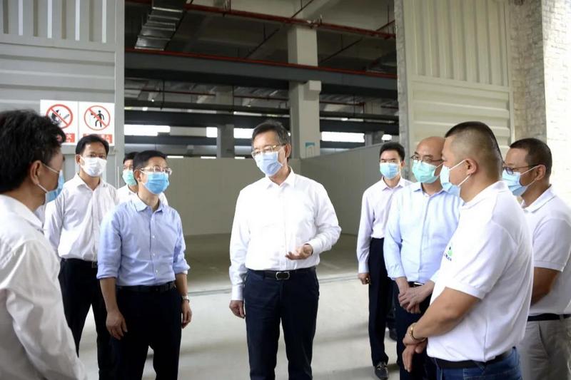时隔三年,姜建军市长再次踏上这片土地…… (10).jpg 时隔三年,姜建军市长再次踏上这片土地…… (10).jpg