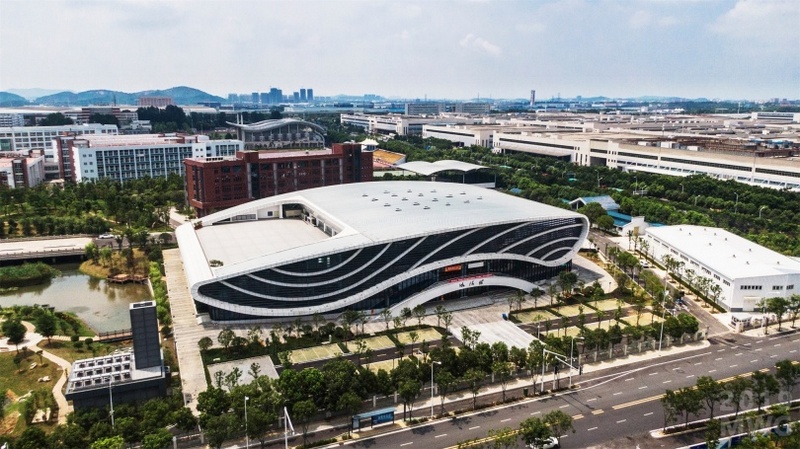 利来·国际(中国)最老牌-中国官网
技术团队—为军运会赛事提供扩声技术护航 (46).jpg