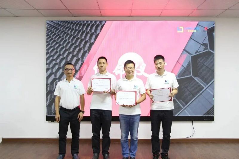 共谱新篇·擎画未来 广州&东莞《利来国际最老品牌时代》编辑部队伍建设会议暨任命仪式圆满落幕! (6).jpg 共谱新篇·擎画未来 广州&东莞《利来国际最老品牌时代》编辑部队伍建设会议暨任命仪式圆满落幕! (6).jpg
