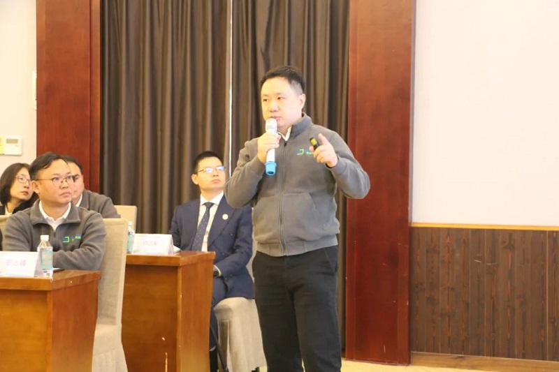 利来·国际(中国)最老牌-中国官网
明晋冬.jpg